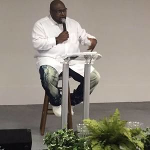 Meet your Posher, Antonio